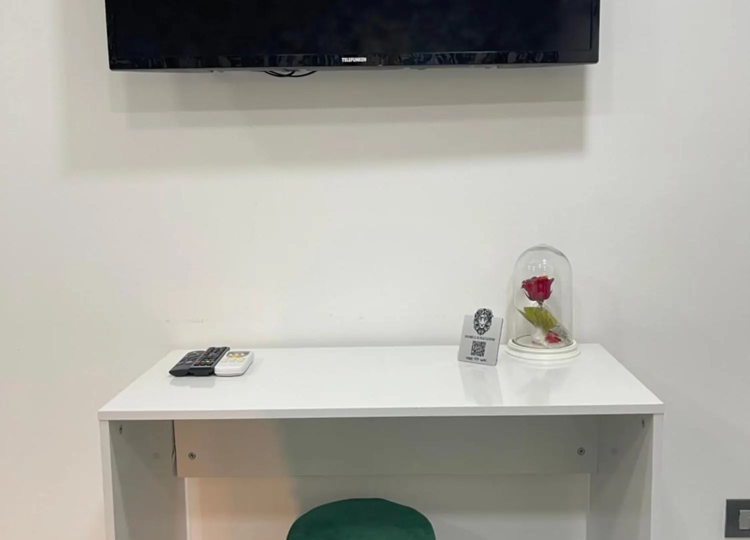Domus Leone Apartment Naples